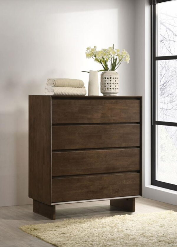 Glenwood - 4-Drawer Chest Of Drawers - Warm Brown - Image 6