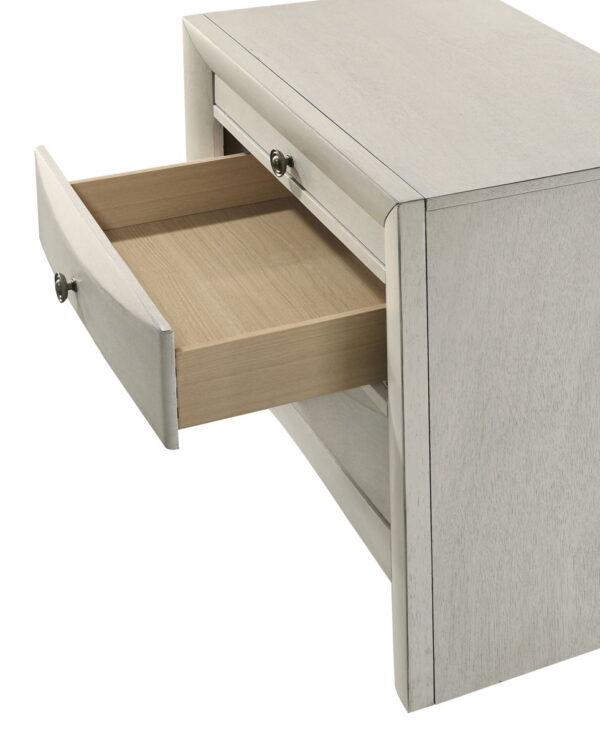 Emily - Bedroom Set - Image 13