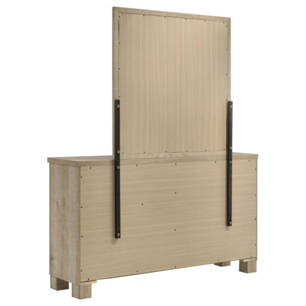 Oakglen - 6-Drawer Bedroom Dresser - Image 16