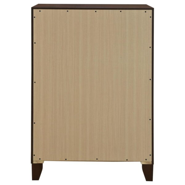 Welsley - 4-Drawer Chest Of Drawers - Walnut - Image 9