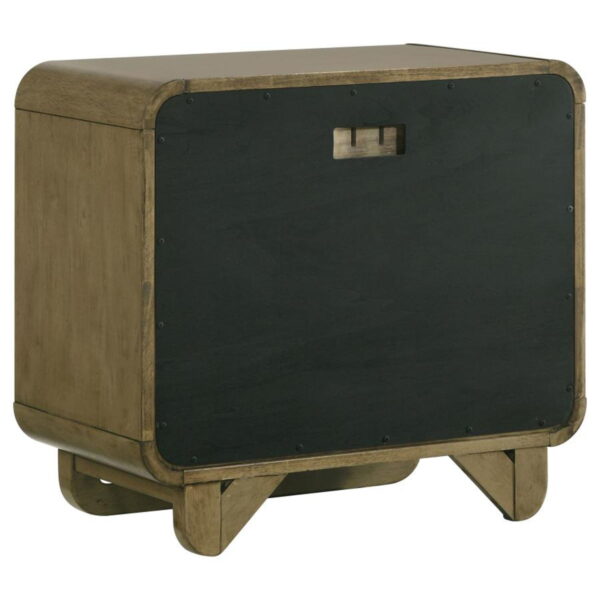 Amsbury - Bedroom Set - Image 45
