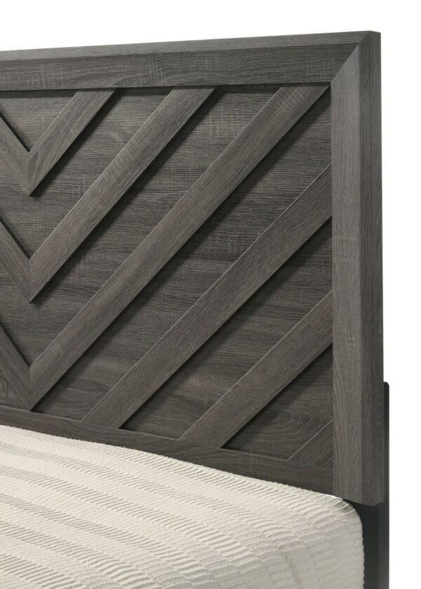 Valor - Panel Bed - Image 6