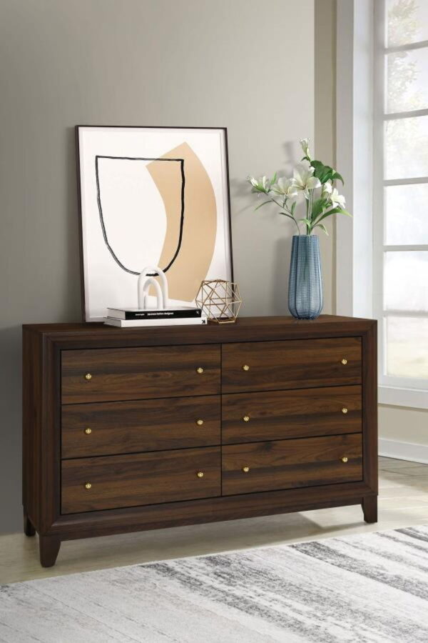 Welsley - 6-Drawer Dresser - Image 20