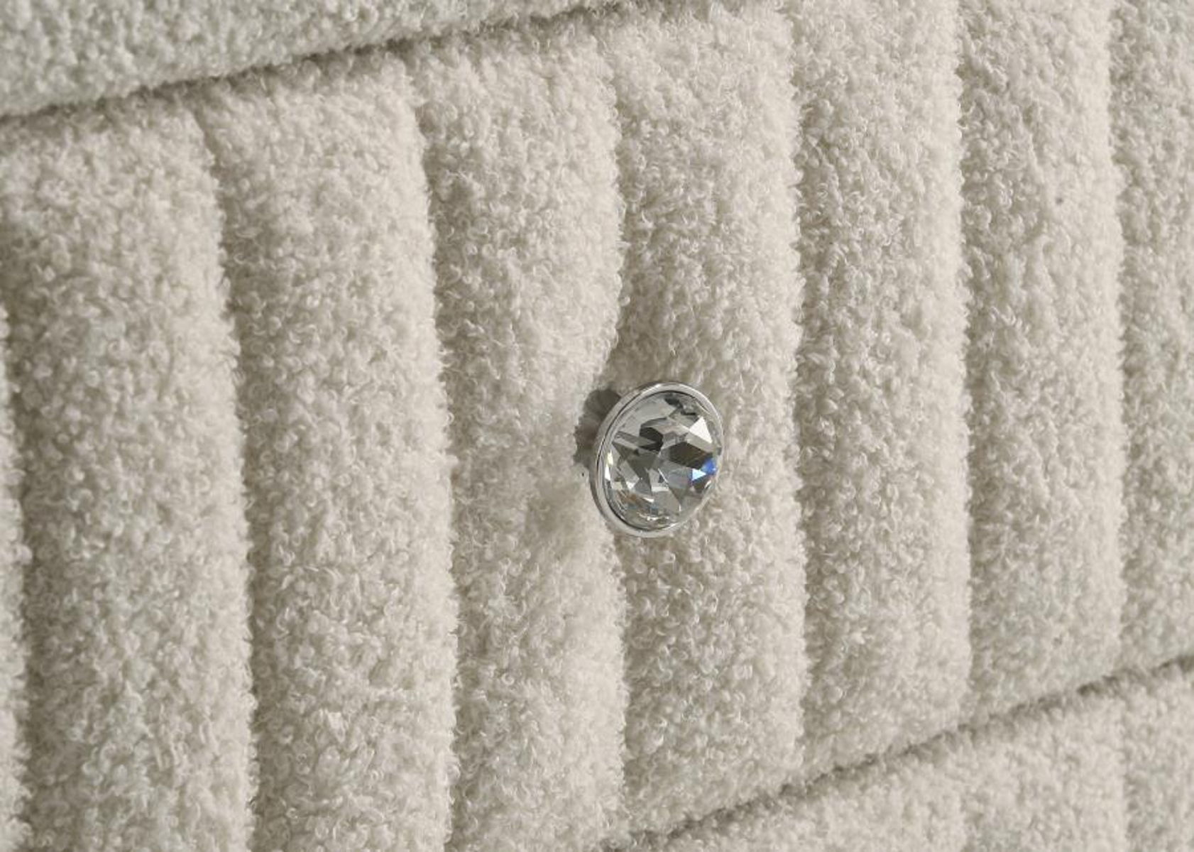 Sonya - 5-Drawer Upholstered Bedroom Chest Of Drawers - Ivory - Image 7