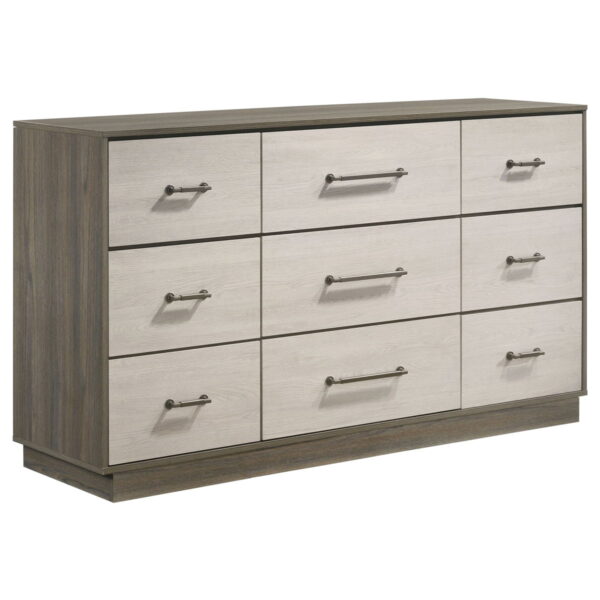 Fenwick - 9-Drawer Dresser
