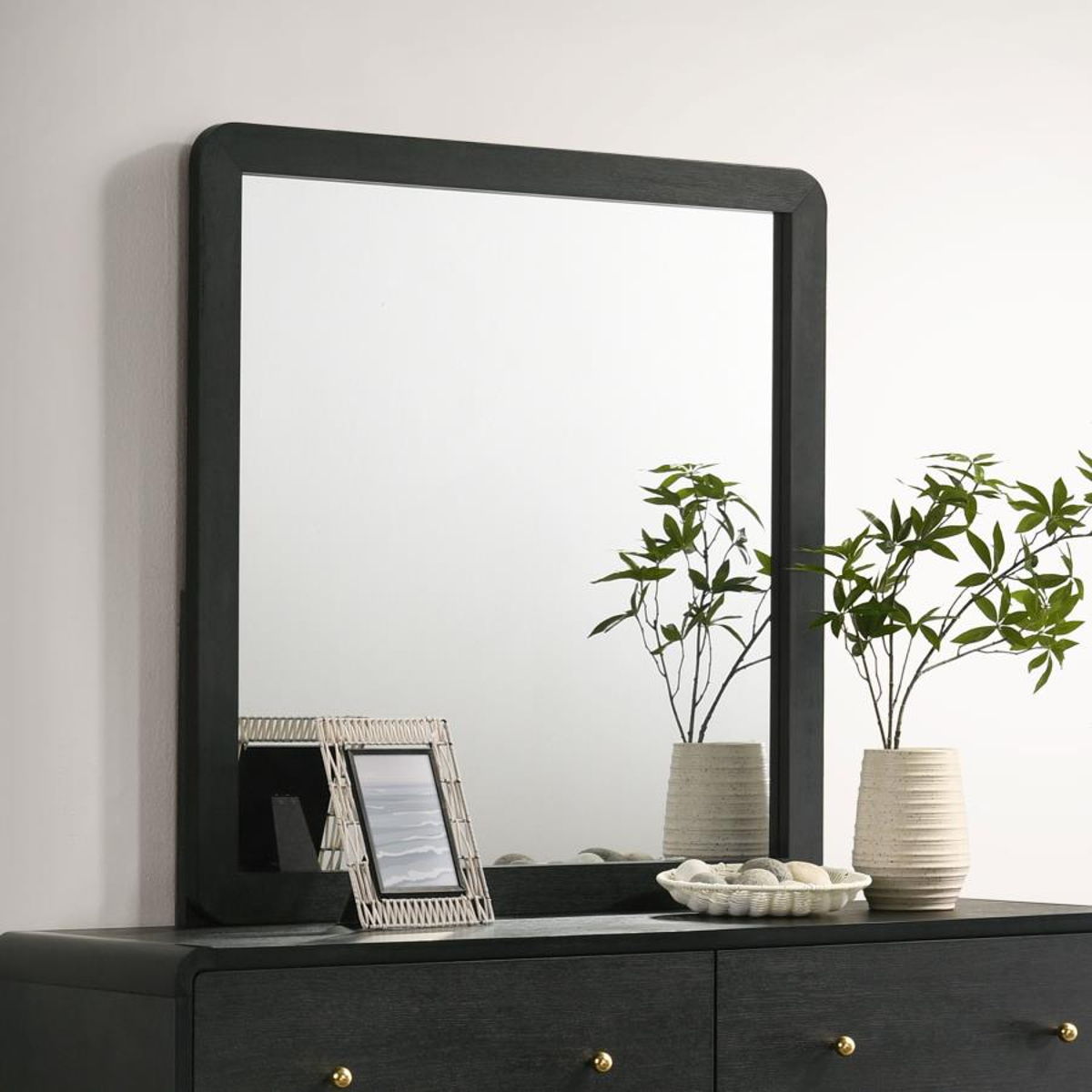 Cavelle - Dresser Mirror - Black - Image 5