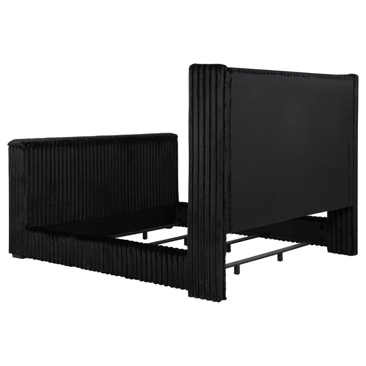 Centergrove - Upholstered Wingback TV Bed - Image 17